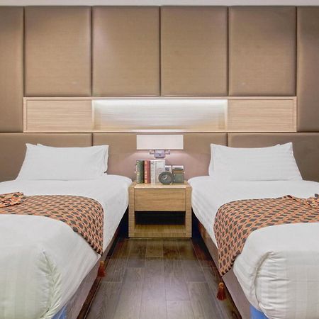 Qiss Residence By Bliston Bangkok Esterno foto