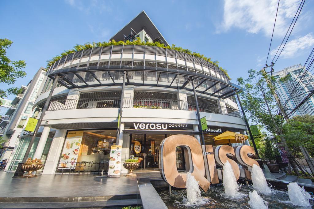 Qiss Residence By Bliston Bangkok Esterno foto