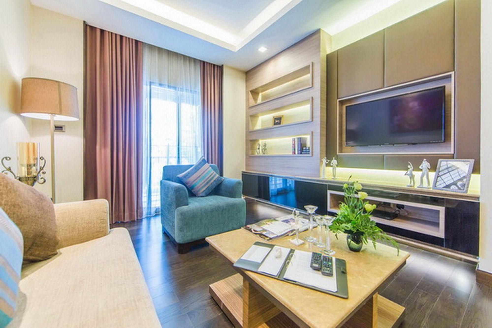 Qiss Residence By Bliston Bangkok Esterno foto