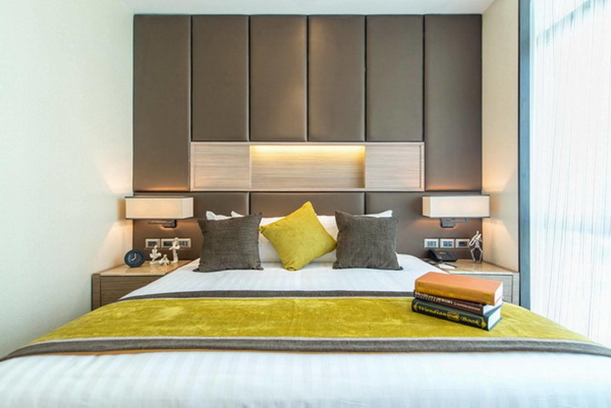 Qiss Residence By Bliston Bangkok Esterno foto