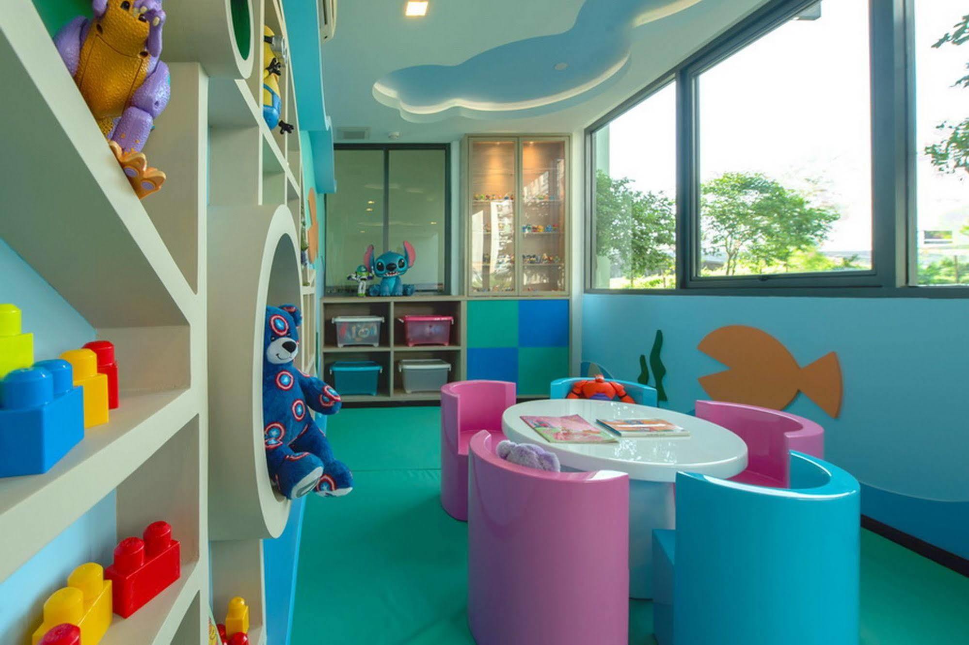 Qiss Residence By Bliston Bangkok Esterno foto